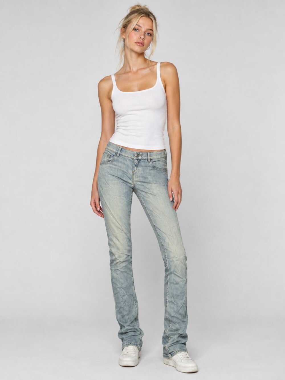 2/$30 Elie Tahari Low Rise Skinny Jeans Acid Light Wash 2 #A4836
